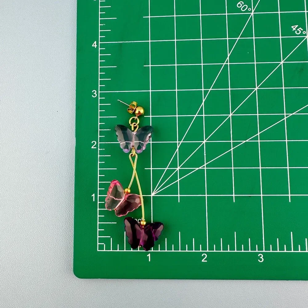 Vintage Butterfly Dangle Earrings Pink Purple Lucite Gold Tone Pierced Signed